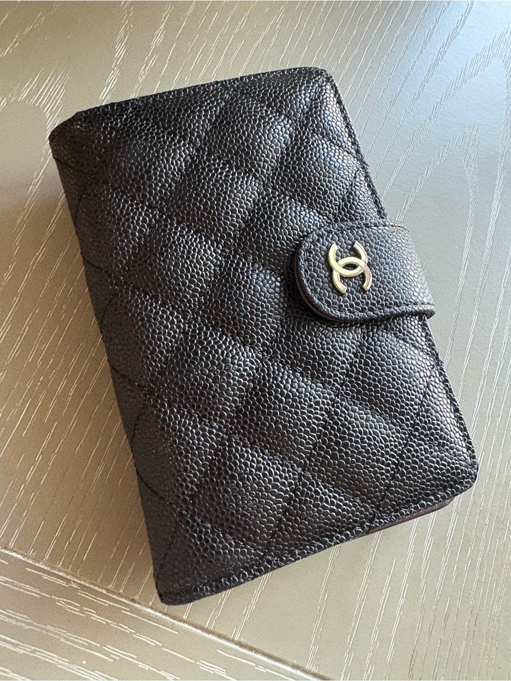 FASHION Black Caviar with Silver Hardware Wallet - Picture 3 of 15